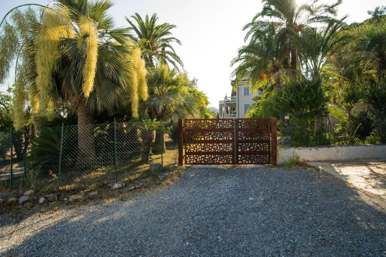 Bb Ca De Ma Bed & Breakfast Pietra Ligure Exterior photo