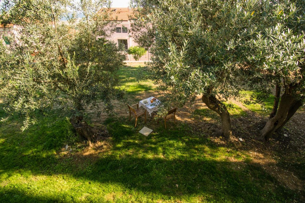 Bb Ca De Ma Bed & Breakfast Pietra Ligure Exterior photo
